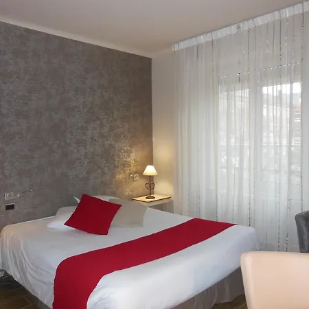De La Bourse, Gare, Sure Collection By Western 3*