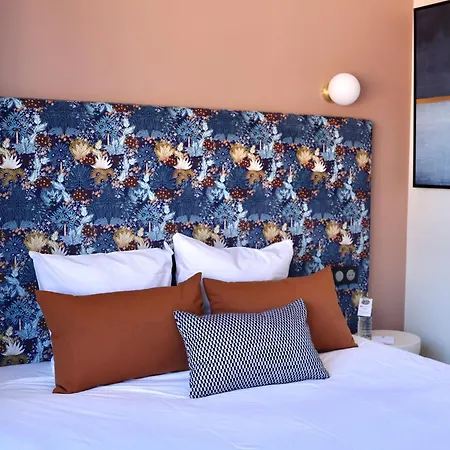 De La Bourse, Gare, Sure Collection By Western Hotel