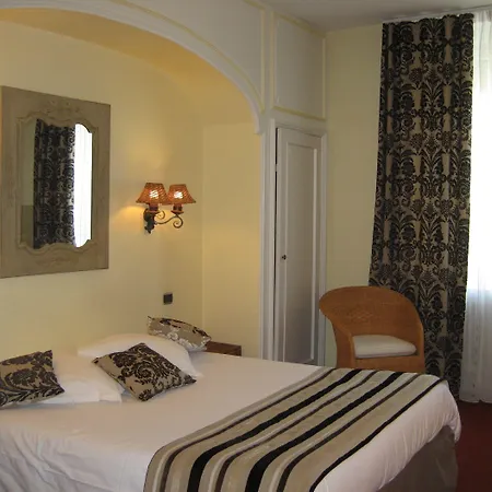 De La Bourse, Gare, Sure Collection By Western Hotel