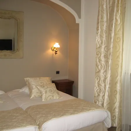 酒店 De La Bourse, Gare, Sure Collection By Western 牟罗兹