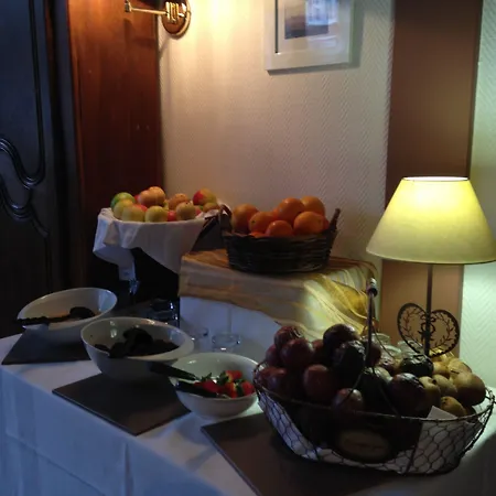 De La Bourse, Gare, Sure Collection By Western 酒店 3*