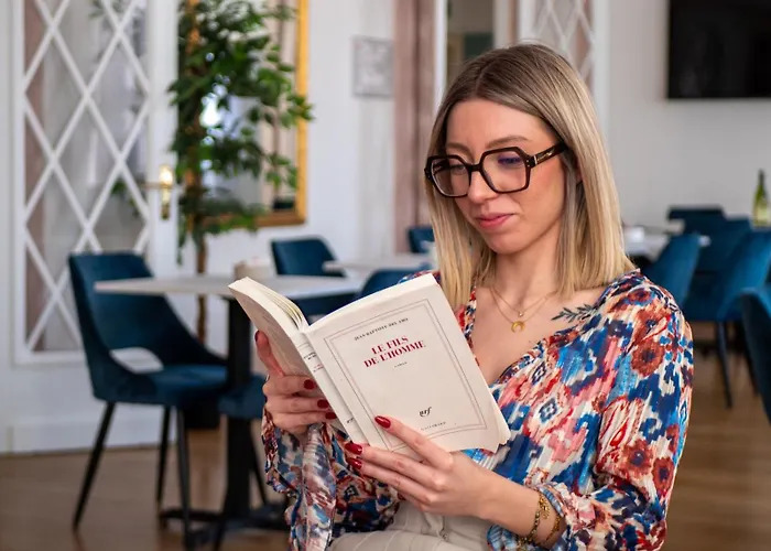 De La Bourse, Gare, Sure Collection By Western Hotel