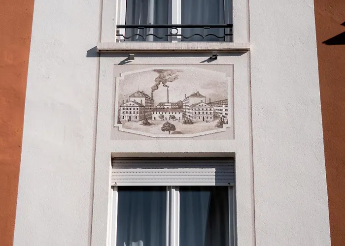 De La Bourse, Gare, Sure Collection By Western Mulhouse