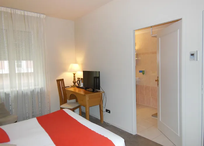 De La Bourse, Gare, Sure Collection By Western Mulhouse