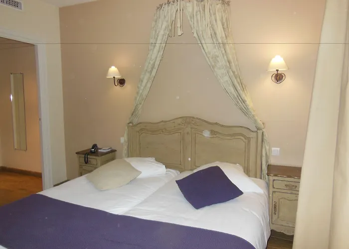 De La Bourse, Gare, Sure Collection By Western Hotel 3*