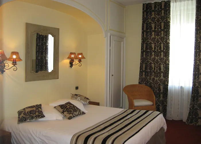 De La Bourse, Gare, Sure Collection By Western Hotel